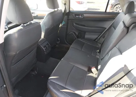 2015 Subaru Outback 2.5I Limited z USA, uszkodzony, nr VIN 4S4BSBLC3F3223138